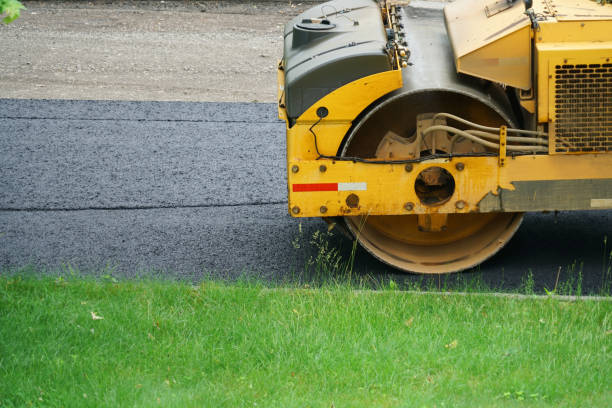 Best Driveway Paving Contractor  in East Wenatchee, WA